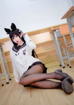 脱下衣服的漂亮姐姐_720动漫在线观看