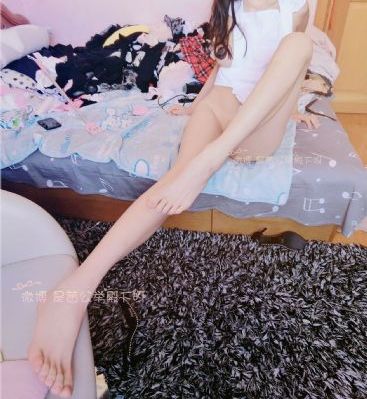 隔壁老师电影_1080免费高清观看